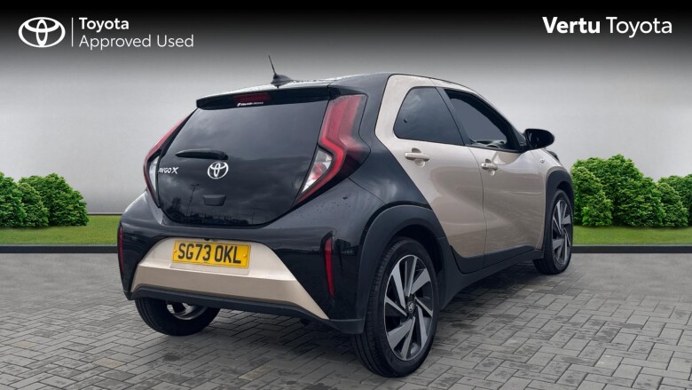 Toyota Aygo X 1.0 VVT-i Edge 5dr Petrol Hatchback